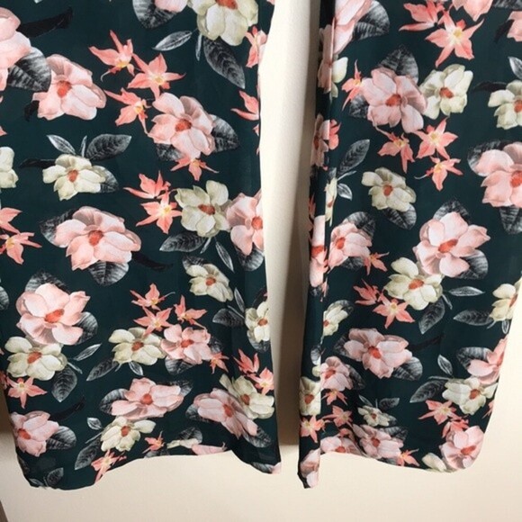Show me your Mumu semi-sheer wide leg flare loose floral pants size medium - Picture 4 of 12